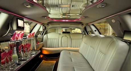 Lincoln Limousine Service Poznan