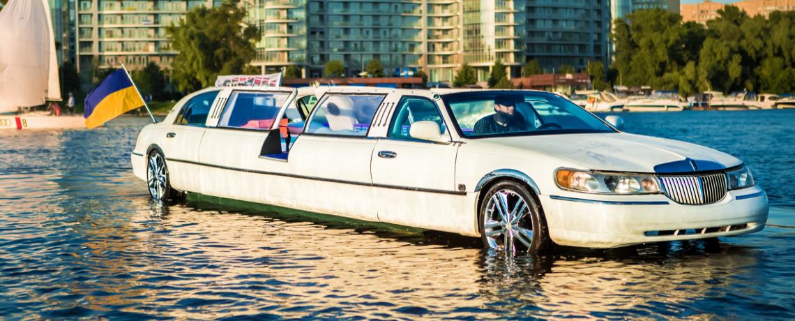 Lincoln Aqua Limousine