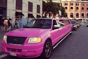 Ford Excursion Limousine (Pink), Barcelona