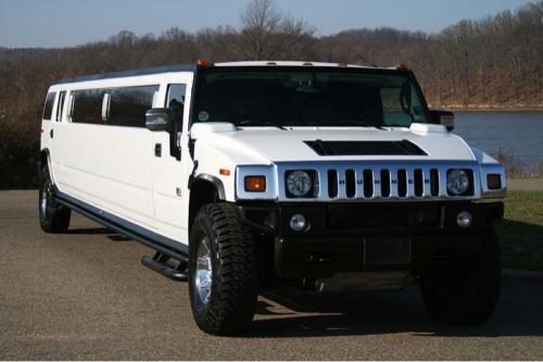 Budapest Hummer 1