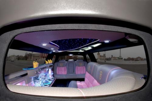 Pink Cadillac DTS Limousine, Budapest (4)
