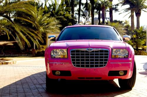 Pink Chrysler Limousine Benidorm 1