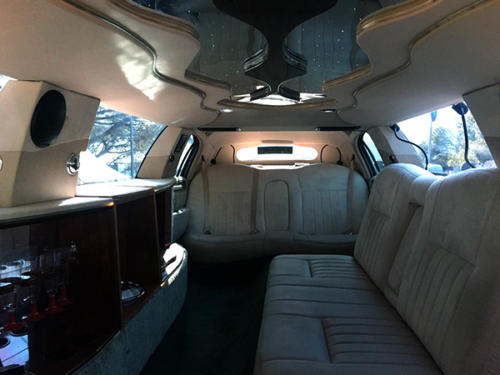 Lincoln-Town-Pink-5 Valencia