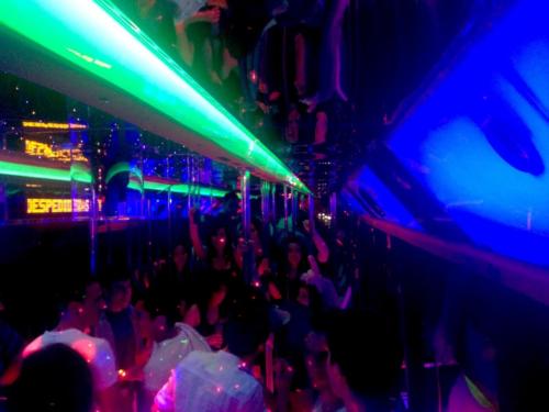 PartyBUS-Black-4